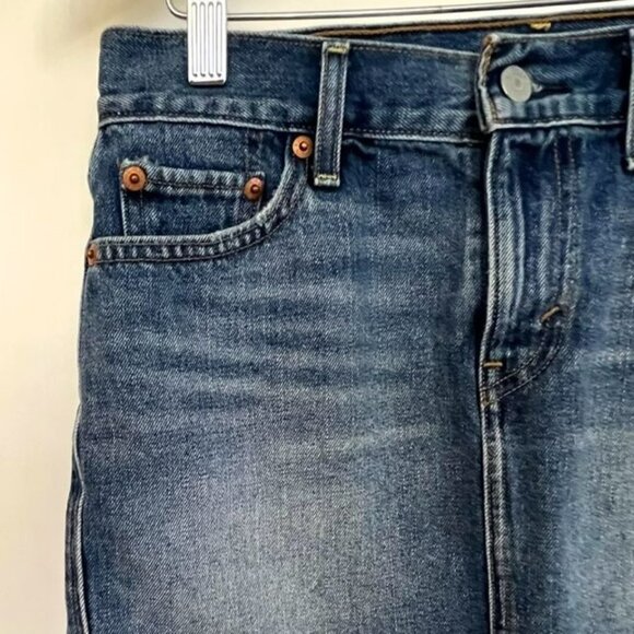 LEVI'S DENIM MINI SKIRT WITH DISTRESSING & RAW HEM SIZE 24 - Picture 4 of 12